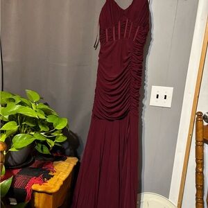 Windsor Elegant Burgundy Prom Dress